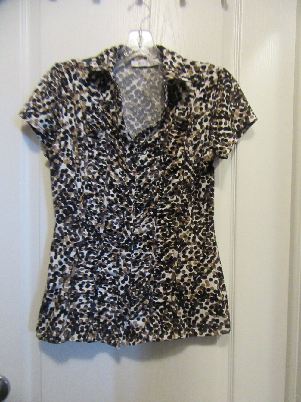 Ladies Size small Button Blouse Ricki;s